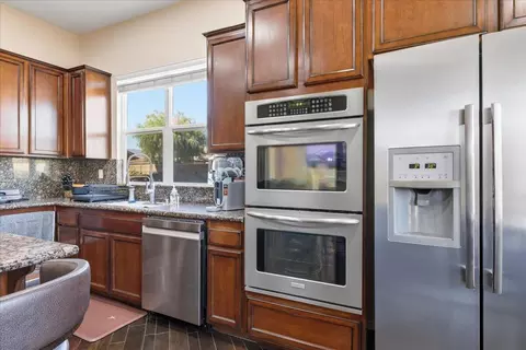 Kitchen - 81908 Villa Reale Dr, Indio, CA 92203 photo 6 of 6