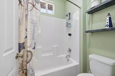 Bath - 81908 Villa Reale Dr, Indio, CA 92203 photo 5 of 5