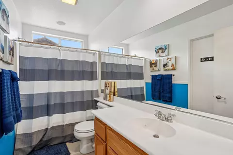 Bath - 83286 Long Cove Dr, Indio, CA 92203 photo 2 of 4