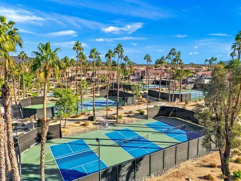 View/Area - 78229 Indigo Dr, La Quinta, CA 92253 photo 9 of 10