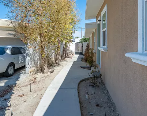 Exterior - 73400 Algonquin Pl, Thousand Palms, CA 92276 photo 4 of 5