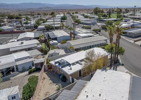 View/Area - 73400 Algonquin Pl, Thousand Palms, CA 92276 photo 3 of 6