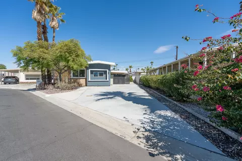 Exterior - 73400 Algonquin Pl, Thousand Palms, CA 92276 photo 2 of 5