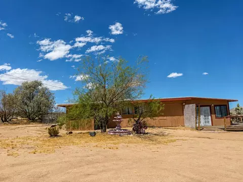 Exterior - 4525 Kickapoo, Landers, CA 92285 photo 3 of 8