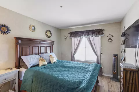 Bedroom - 230 Fox Mills Ln, Riverside, CA 92506 photo 5 of 5
