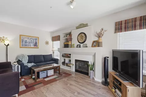 Living - 230 Fox Mills Ln, Riverside, CA 92506 photo 2 of 2