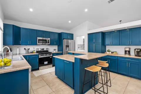 Kitchen - 46664 Via Celeste, Indio, CA 92201 photo 1 of 5