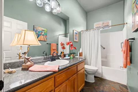 Bath - 49021 Heifitz Dr, Indio, CA 92201 photo 3 of 3