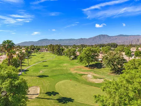 View/Area - 49021 Heifitz Dr, Indio, CA 92201 photo 2 of 8