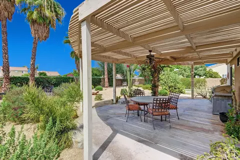 Exterior - 45583 King Palm Dr, Indio, CA 92201 photo 2 of 3