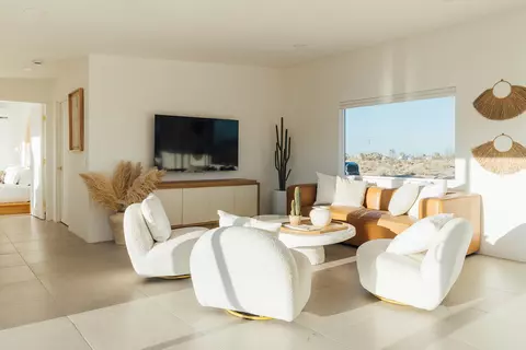 Living - 2742 Sage Ave, Yucca Valley, CA 92284 photo 1 of 3