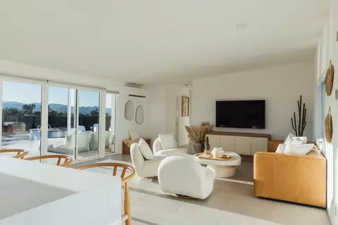 Living - 2742 Sage Ave, Yucca Valley, CA 92284 photo 2 of 3