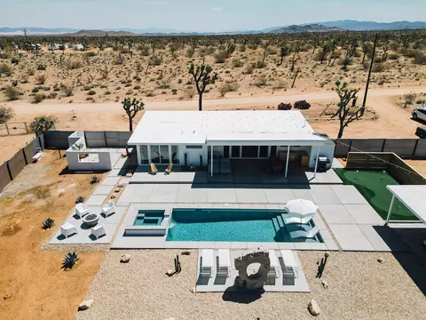 Exterior - 2742 Sage Ave, Yucca Valley, CA 92284 photo 3 of 16