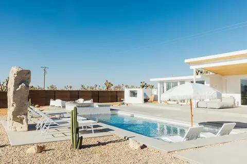 Exterior - 2742 Sage Ave, Yucca Valley, CA 92284 photo 5 of 16
