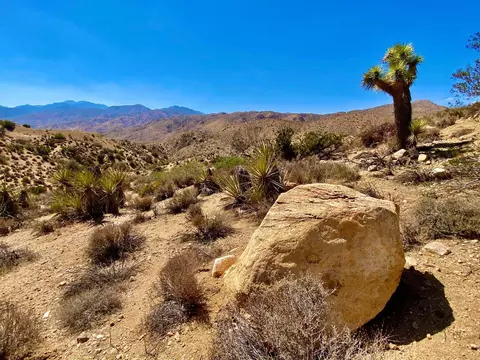 120 Benmar Trl, Morongo Valley, CA 92256 photo 2
