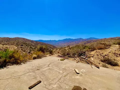 120 Benmar Trl, Morongo Valley, CA 92256 photo 4