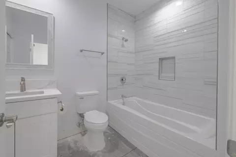 Bath - 61723 Desert Air Rd, Joshua Tree, CA 92252 photo 5 of 6
