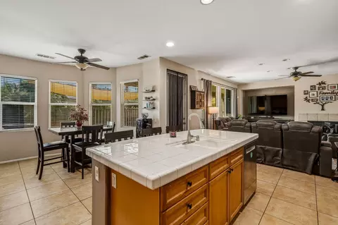 Kitchen - 82729 Kyle Dr, Indio, CA 92203 photo 3 of 5