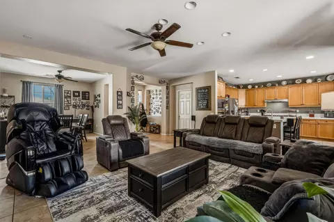 Living - 82729 Kyle Dr, Indio, CA 92203 photo 3 of 4