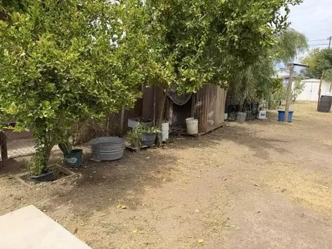 Exterior - 943 J St, Brawley, CA 92227 photo 12 of 14