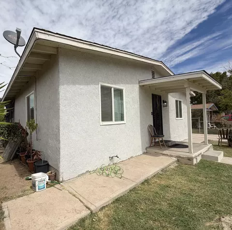 Exterior - 943 J St, Brawley, CA 92227 photo 2 of 14