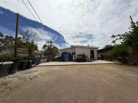 Exterior - 943 J St, Brawley, CA 92227 photo 10 of 14
