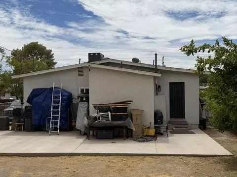 Exterior - 943 J St, Brawley, CA 92227 photo 7 of 14