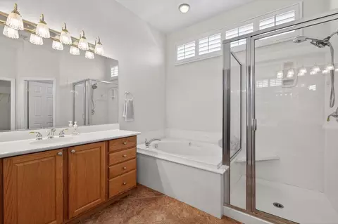 Bath - 80456 Glen Eagles Ct, Indio, CA 92201 photo 4 of 4