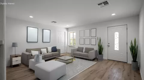 Living - 8582 Frontera Ave, Yucca Valley, CA 92284 photo 5 of 9