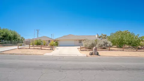 Exterior - 8582 Frontera Ave, Yucca Valley, CA 92284 photo 14 of 16
