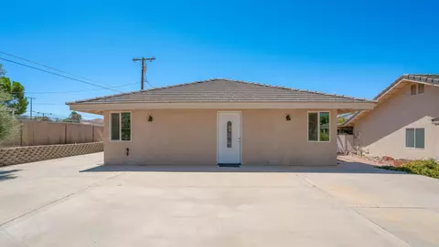 Exterior - 8582 Frontera Ave, Yucca Valley, CA 92284 photo 11 of 16
