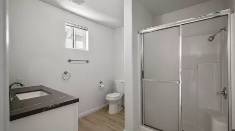 Bath - 8582 Frontera Ave, Yucca Valley, CA 92284 photo 7 of 9