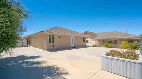 Exterior - 8582 Frontera Ave, Yucca Valley, CA 92284 photo 9 of 16