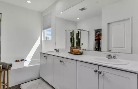 Bath - 84465 Calle Chavez, Coachella, CA 92236 photo 1 of 6