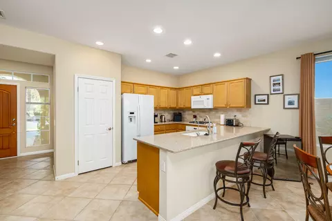 Kitchen - 60108 Katie Cir, La Quinta, CA 92253 photo 1 of 3