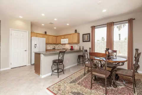 Dining - 60108 Katie Cir, La Quinta, CA 92253 photo 2 of 4