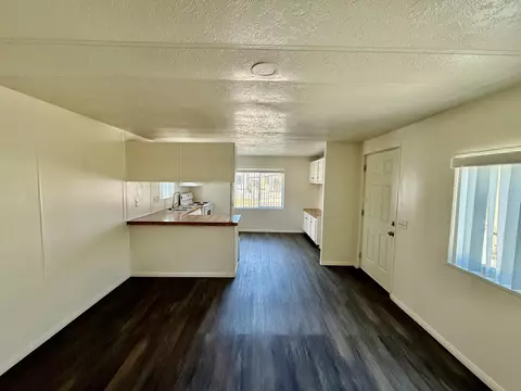 17069 N Indian Canyon Dr, Palm Springs, CA 92262