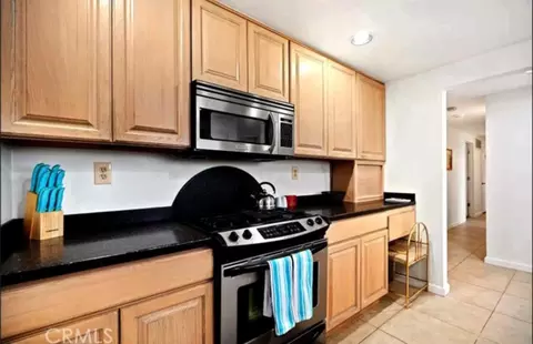 Kitchen - 8564 Taft Ct, Yucca Valley, CA 92284 photo 1 of 1