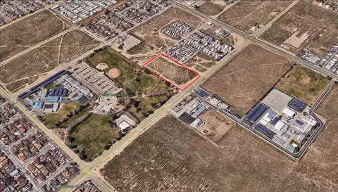 30 Th Street East E Kettering St, Lancaster, CA 93535 photo 5