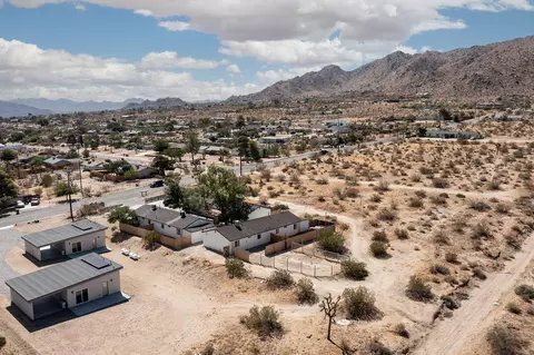 View/Area - 7382 Olympic Rd, Joshua Tree, CA 92252 photo 3 of 6
