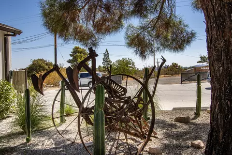 Exterior - 7382 Olympic Rd, Joshua Tree, CA 92252 photo 10 of 11