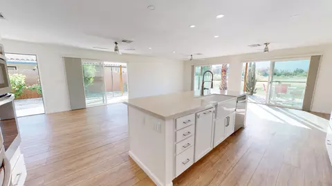 165 Vista De Oeste, Palm Springs, CA 92264