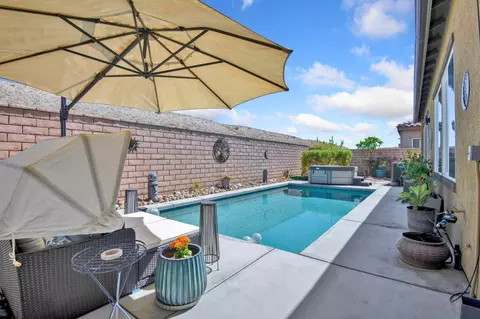 Exterior - 85564 Molvena Dr, Indio, CA 92203 photo 3 of 10