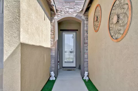 Entry Way - 85564 Molvena Dr, Indio, CA 92203 photo 1 of 3
