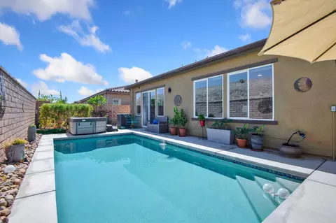 Exterior - 85564 Molvena Dr, Indio, CA 92203 photo 4 of 10