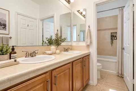 Bath - 49578 Colorado St, Indio, CA 92201 photo 5 of 6