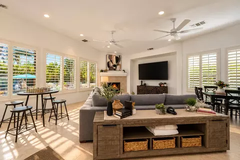 Living - 49578 Colorado St, Indio, CA 92201 photo 4 of 5
