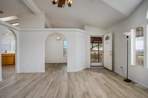Living - 1959 Yetters Ln, Landers, CA 92285 photo 3 of 6