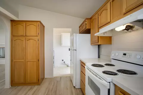 Kitchen - 1959 Yetters Ln, Landers, CA 92285 photo 2 of 2