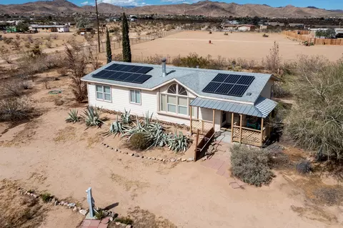 View/Area - 1959 Yetters Ln, Landers, CA 92285 photo 5 of 13